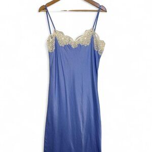 Vintage Fernando Sanchez Women's Blue and Purple Gown